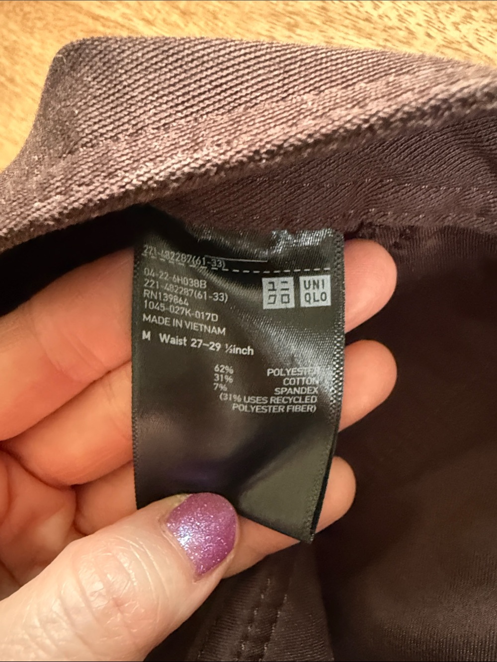 Uniqlo Wide-Leg Women's Pants in Dark Brown - Picture 4 of 5